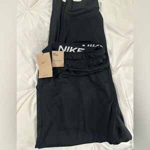 Nike men’s training pants NWT XXL